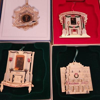 lot of 17 White House and others Christmas Tree ornaments