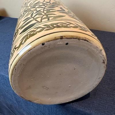Lot 620 umbrella stand
