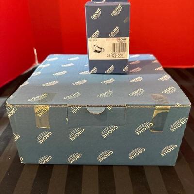 Lot 668 Grohe shower head