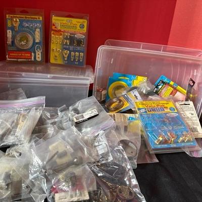 Lot 671 Hardware