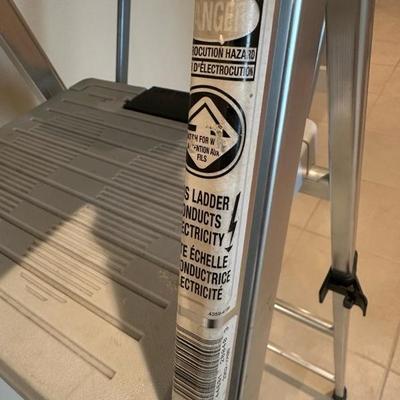 Lot 630 Large Cosco stepladder
