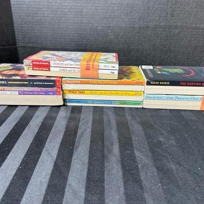 Lot 678 books