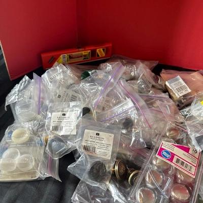 Lot 681 Hardware