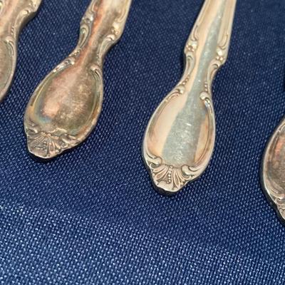 5 William Rogers 5.5â€ Seafood Forks