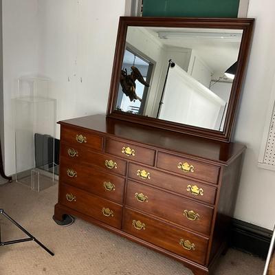 1911 Henkel Harris Cherry 9 Drawer Dresser & Mirror