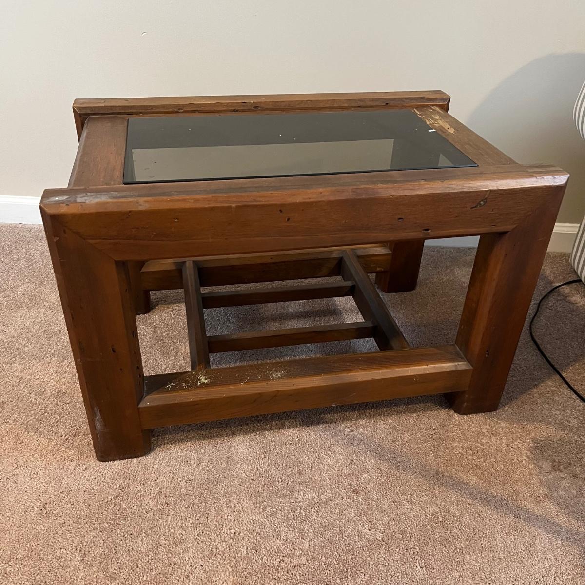 Craftsman Style Glass Topped End Table (UDRG)
