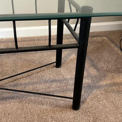 Beveled Glass Topped Coffee Table (UD-RG)