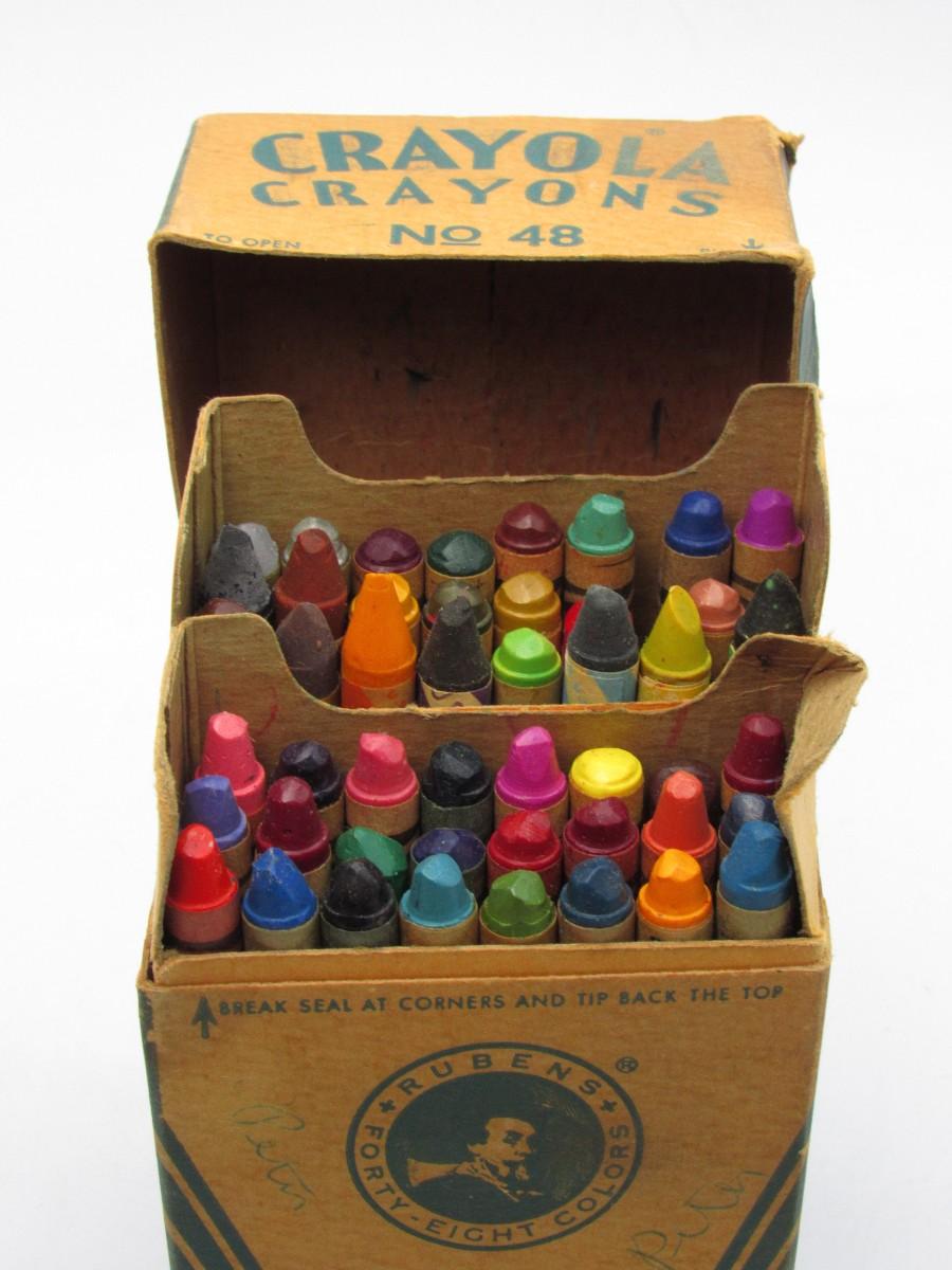 Crayons / Binney & Smith Large Crayola Crayons 