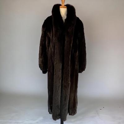 Gorgeous Vintage Natural Ranch Mink Fur Coat Reversible