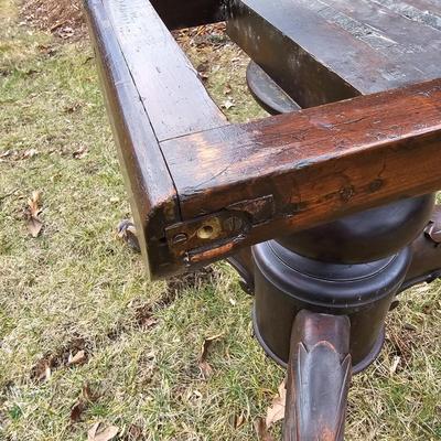 Oval Wood Table w/ Tri-Leg Pedestal (G-JS)