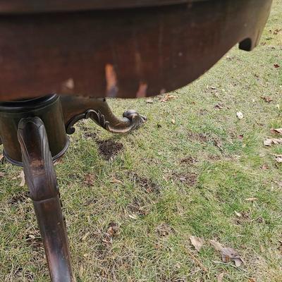 Oval Wood Table w/ Tri-Leg Pedestal (G-JS)