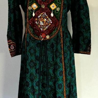 8 Piece Lot Vintage Ethnic Clothes