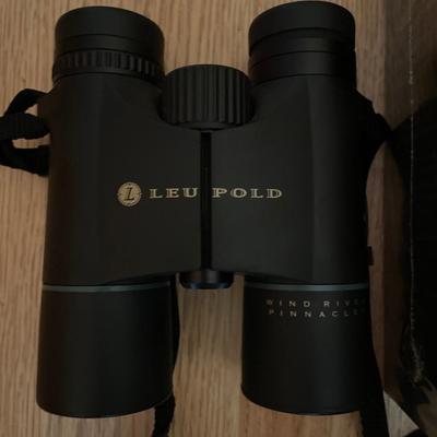 Leupold Wind River binoculars