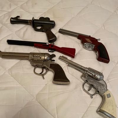 Toy guns