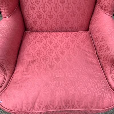 Queen Anne Style Wingback Armchair with Down Cushion (G-HS)