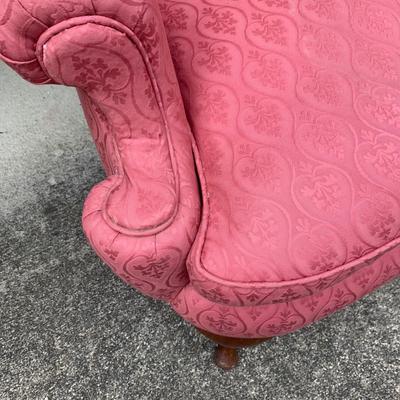 Queen Anne Style Wingback Armchair with Down Cushion (G-HS)