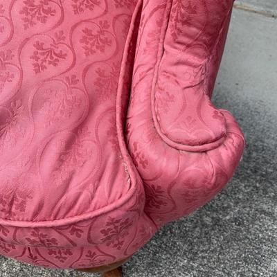 Queen Anne Style Wingback Armchair with Down Cushion (G-HS)