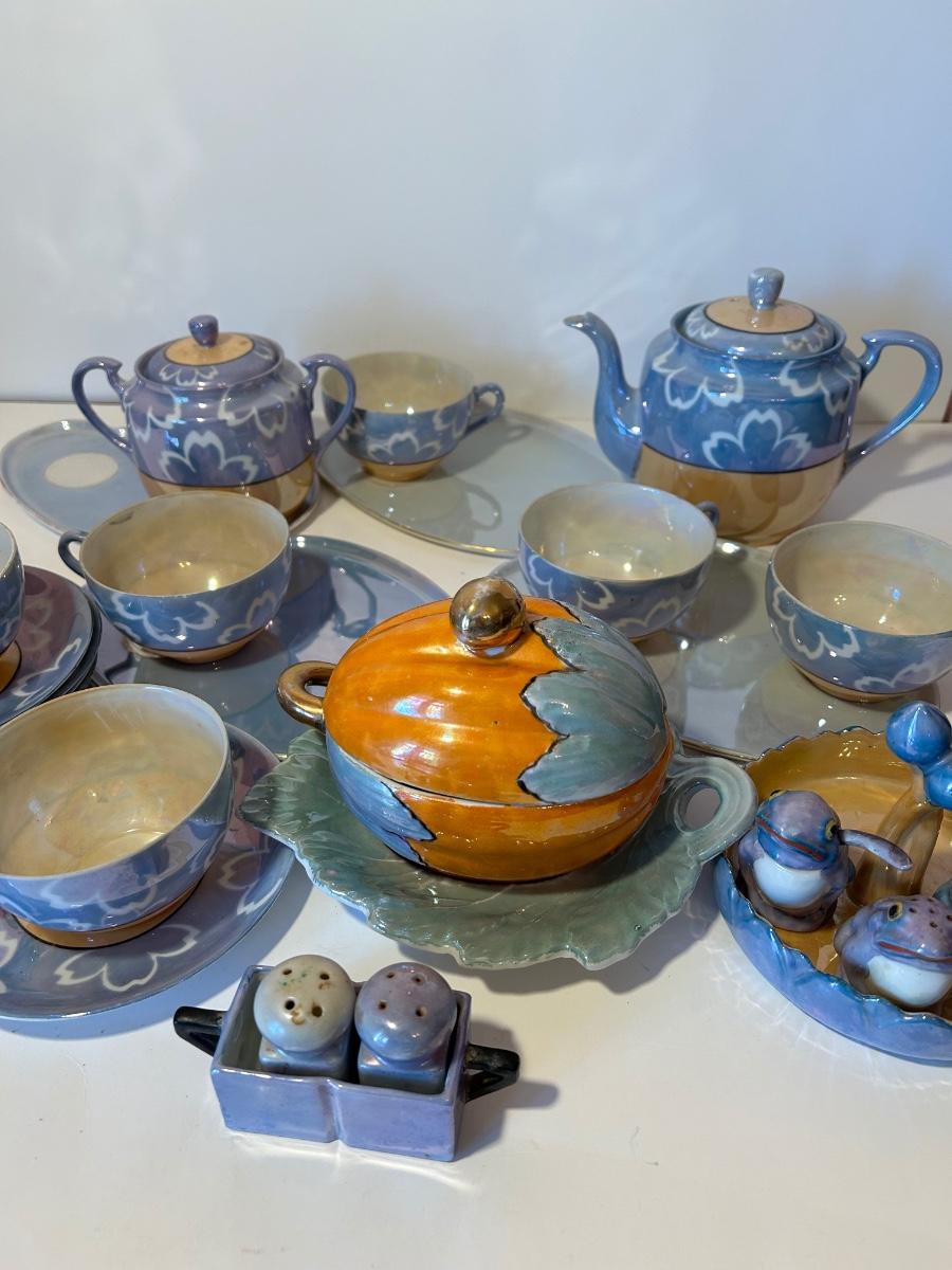 LOT 94F: Lusterware Collection; Frog S&P Shakers Pumpkin Sugar Bowl And  More | EstateSales.org