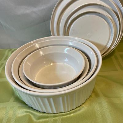 CorningWare bowls with covers