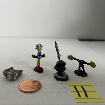 Miniature Figures (11)