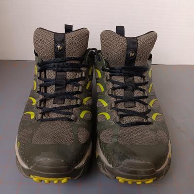 Merrell Vibram Hiking Shoes - Mens Size 9.5