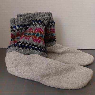 Slipper Socks - Womens Small