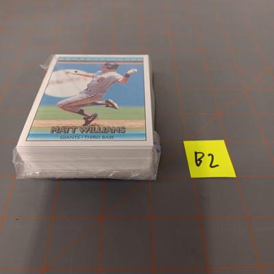 Baseball Card Bundle (B2)