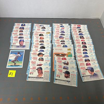 Baseball Card Bundle (B2)