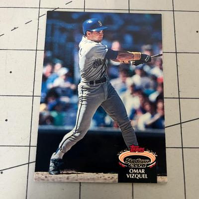 Baseball Card Bundle (B7)
