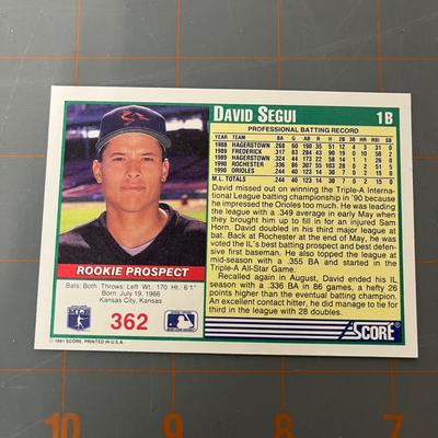 Baseball Card Bundle (B12)