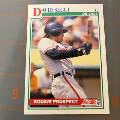 Baseball Card Bundle (B12)