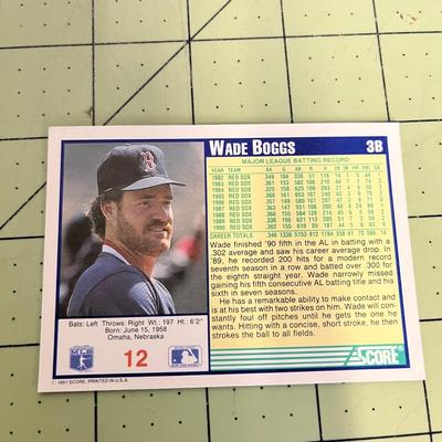 Baseball Card Bundle (B13)
