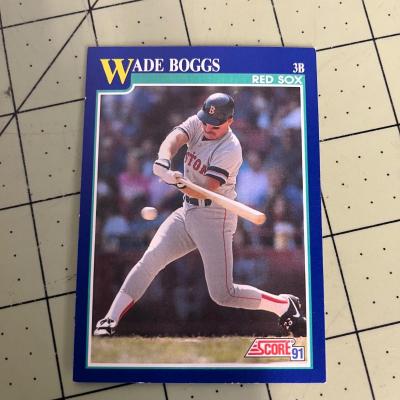 Baseball Card Bundle (B13)