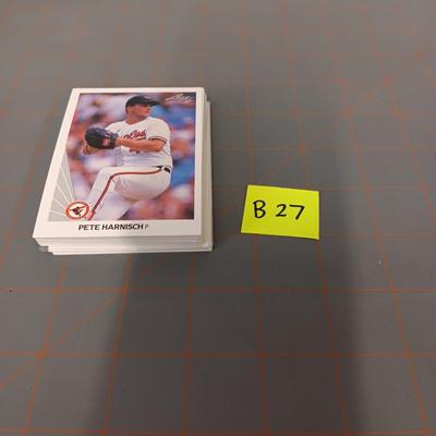 Baseball Card Bundle (B27)