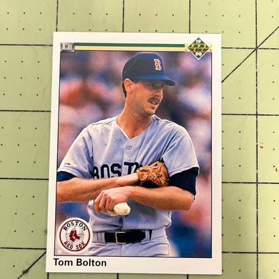 Baseball Card Bundle (B36)