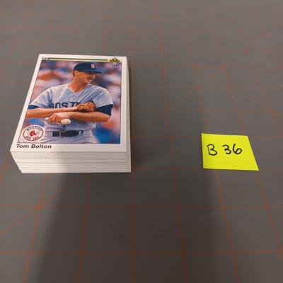 Baseball Card Bundle (B36)
