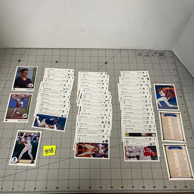 Baseball Card Bundle (B58)