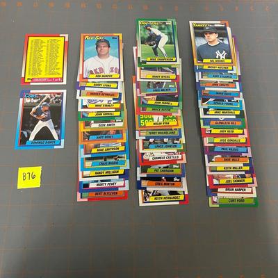 Baseball Card Bundle (B76)