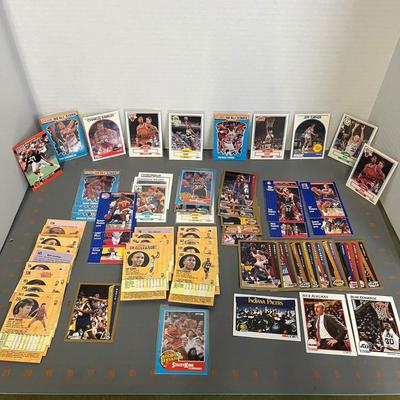 Basketball Card Bundle (TRIANGLE)