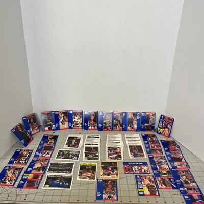 Basketball Card Bundle (Circle)