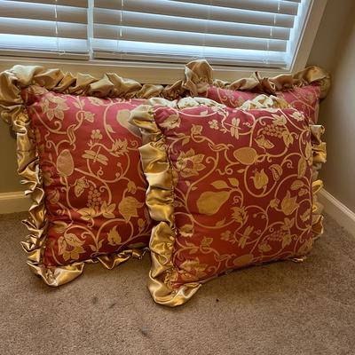 Accent Pillows & More (UB-MG)