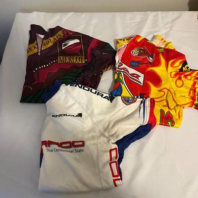 Bicycle Helmet, Shoes & Clothing Size M (UB-MG)