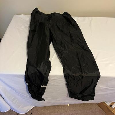 Bicycle Helmet, Shoes & Clothing Size M (UB-MG)