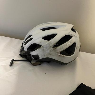 Bicycle Helmet, Shoes & Clothing Size M (UB-MG)