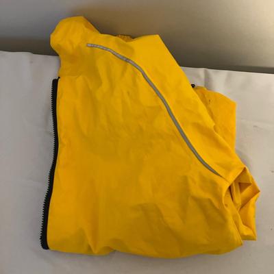 Bicycle Helmet, Shoes & Clothing Size M (UB-MG)