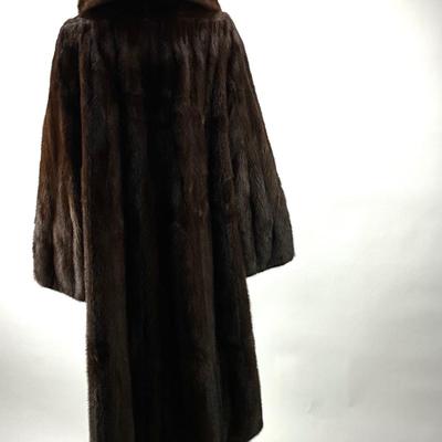 1944 Ladies Vintage Mahogany Mink Coat