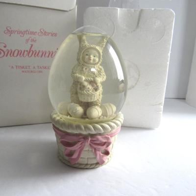 Dept 56 Snowbunnies Water Globe