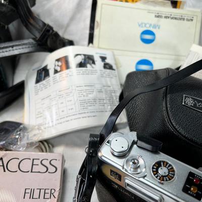 Vintage cameras, Tripod, light meters