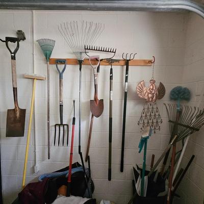 Ladder and Yard Tools