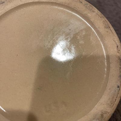 Vintage small tea pot and crock.